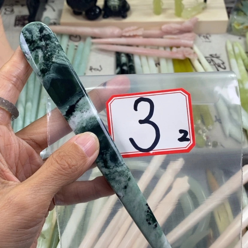 【闪购商品】蛇纹石玉发饰未镶嵌千*岁