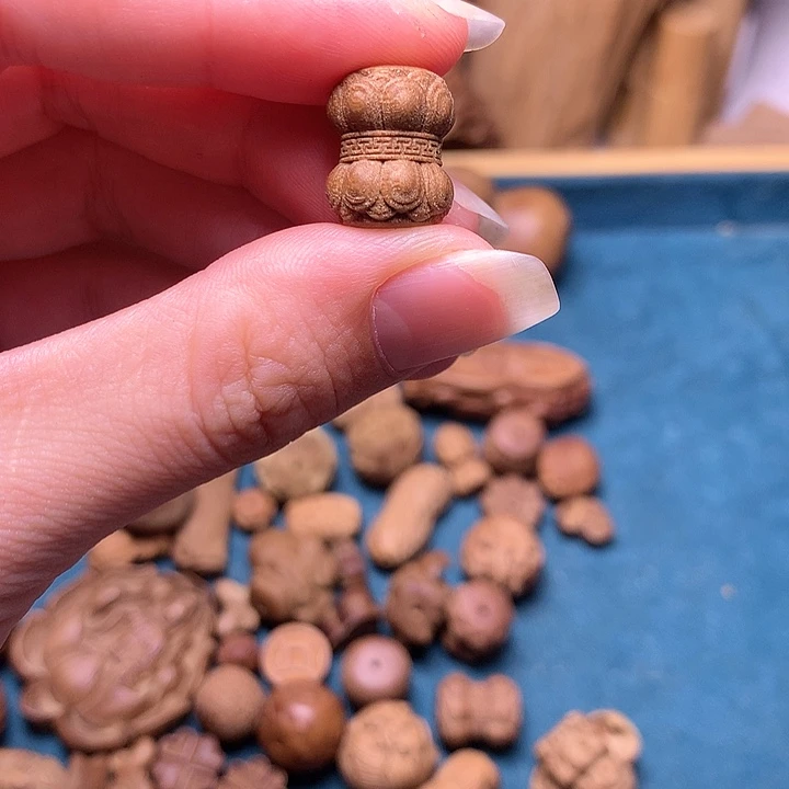檀香木其他檀香小并蒂莲