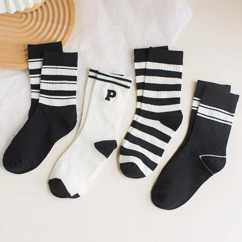 黑白刺绣袜子女春秋中筒袜ins潮流百搭条纹袜时尚堆堆袜
