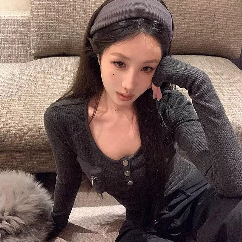 内搭复古拼接打底上衣T恤女冬内搭口袋精致修身长袖显瘦