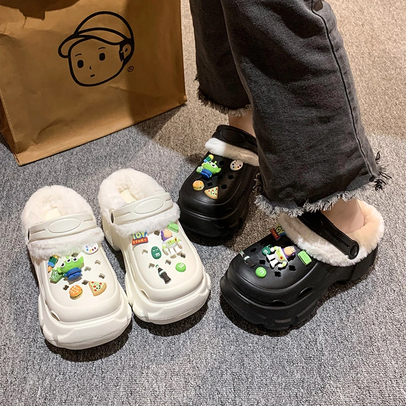 加绒洞洞鞋女巴斯光年秋冬加厚防滑厚底踩屎感棉拖鞋毛毛鞋高级感