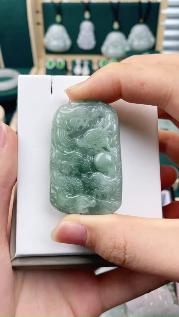 【闪购商品】翡翠颈饰未镶嵌龙牌（多样性发货发其一）