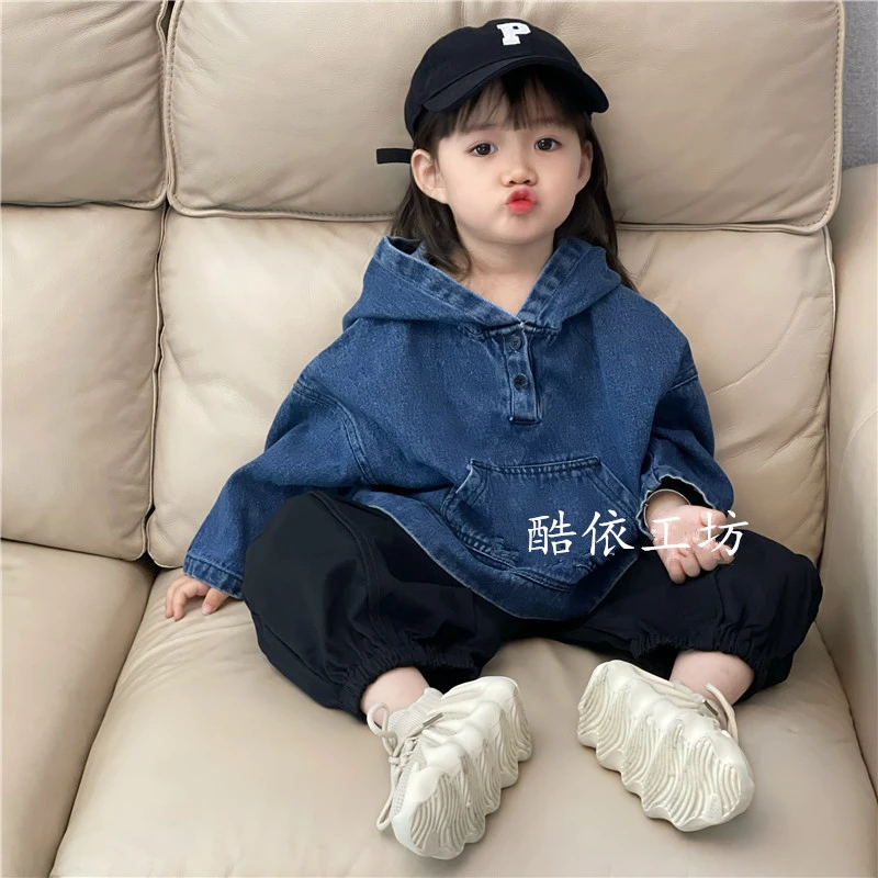 女童外套2025男女宝宝新款牛仔外套韩版儿童洋气时髦连帽爆款秋装