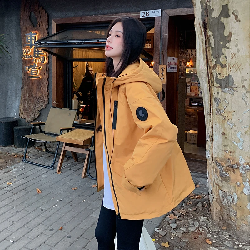 时尚潮牌冲锋衣羽绒服女2024冬季新款白暖90白鸭绒运动休闲上衣潮