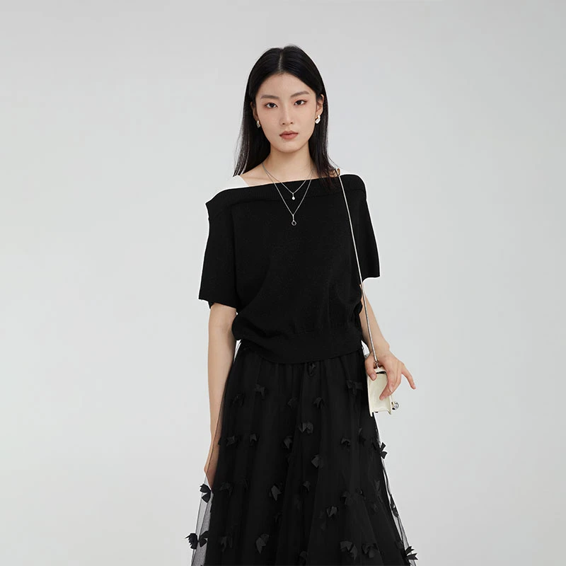 S·DEER圣迪奥夏季针织时尚不规则通勤露肩女装毛针织衫S232Z3510