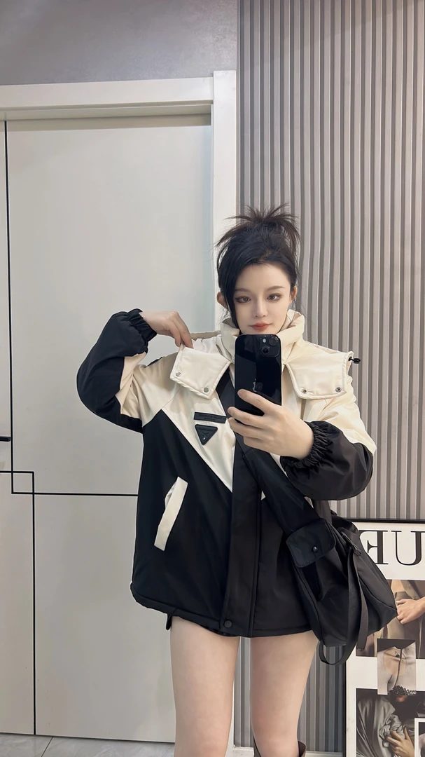 （小雪）冬季运动短款休闲情侣连帽防风拼接宽松撞色拼色时尚