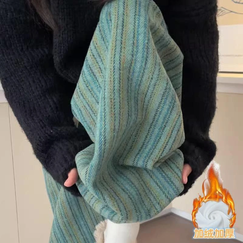 绿色毛呢阔腿裤女秋冬2023新款高腰垂感休闲直筒显瘦慵懒条纹裤子