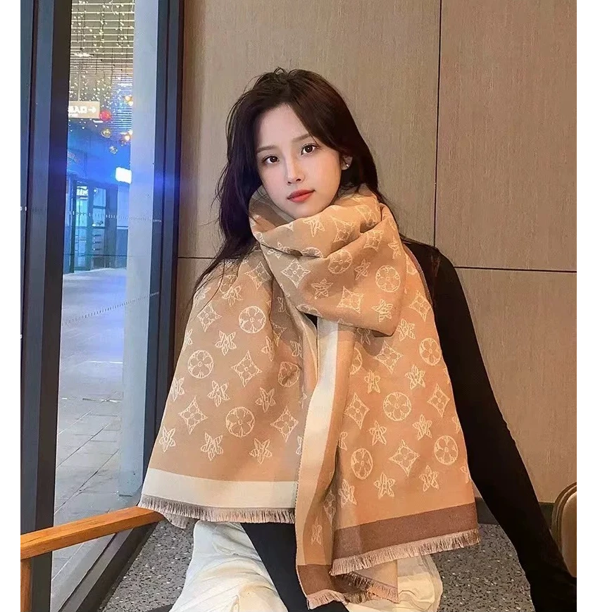 新款老钱印花双面两用办公室保暖百搭披肩长款时尚围脖