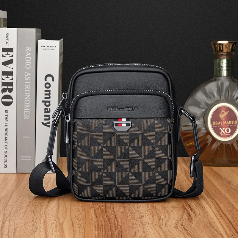 英皇保罗男士斜挎真皮新款休闲小包便携单肩百搭通勤包多功能背包