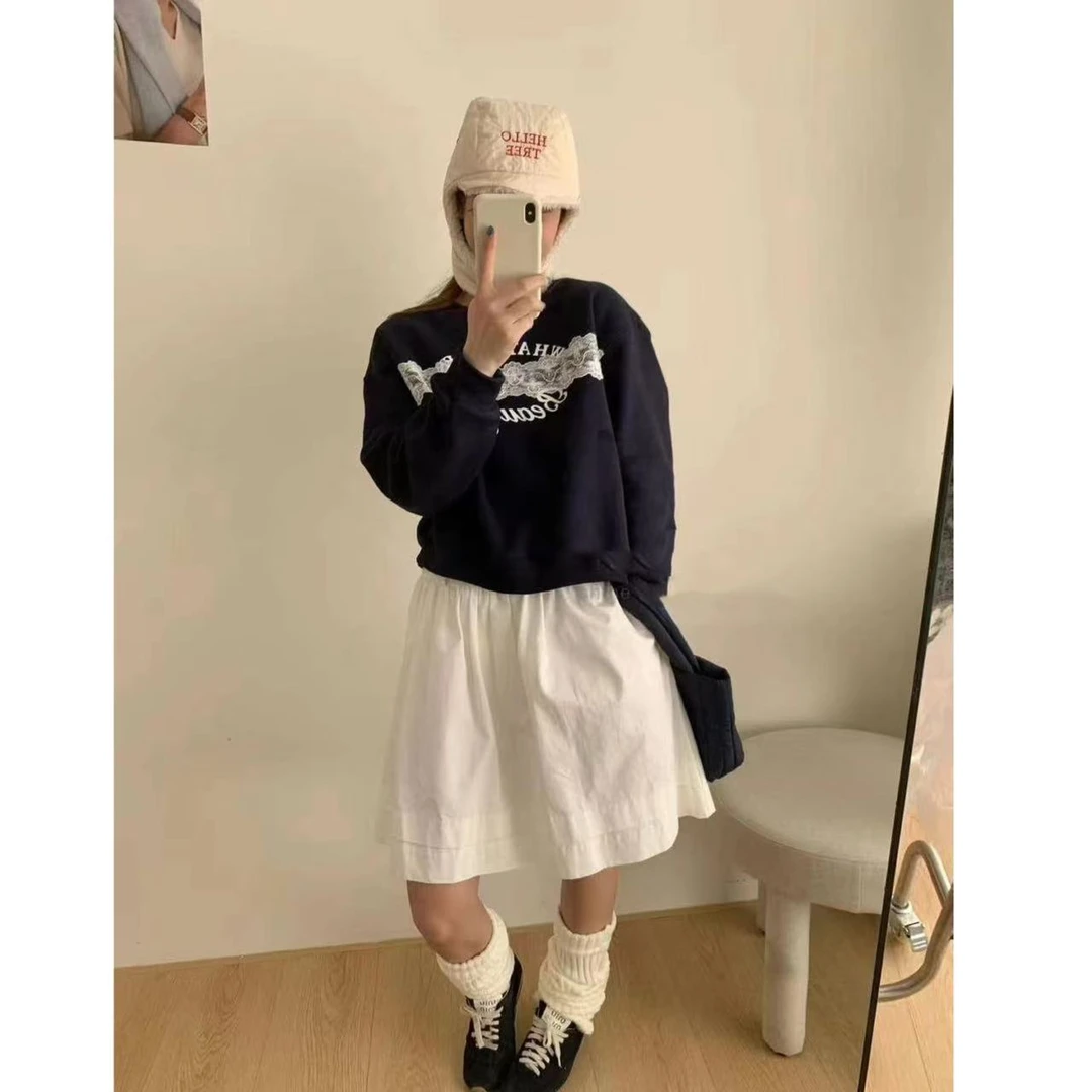 韩系字母印花蕾丝拼接卫衣88187   衣长55