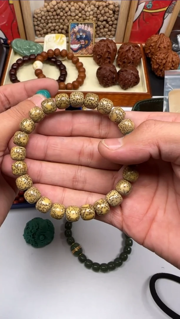 【闪购商品】星月菩提手串一条