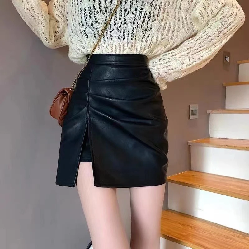 依依家大码女装6177水洗皮pu短裙百搭显瘦开叉设计