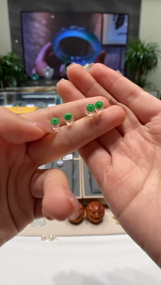 【闪购商品】翡翠耳饰18K金镶嵌耳钉 多样性发