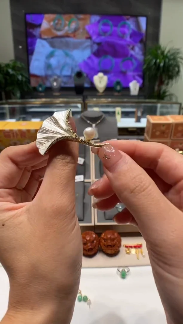 【闪购商品】淡水珍珠颈饰合金挂件 多样性发