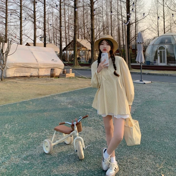 毛小兔2024新款明黄色条纹三件套套装上衣+裙裤+小包