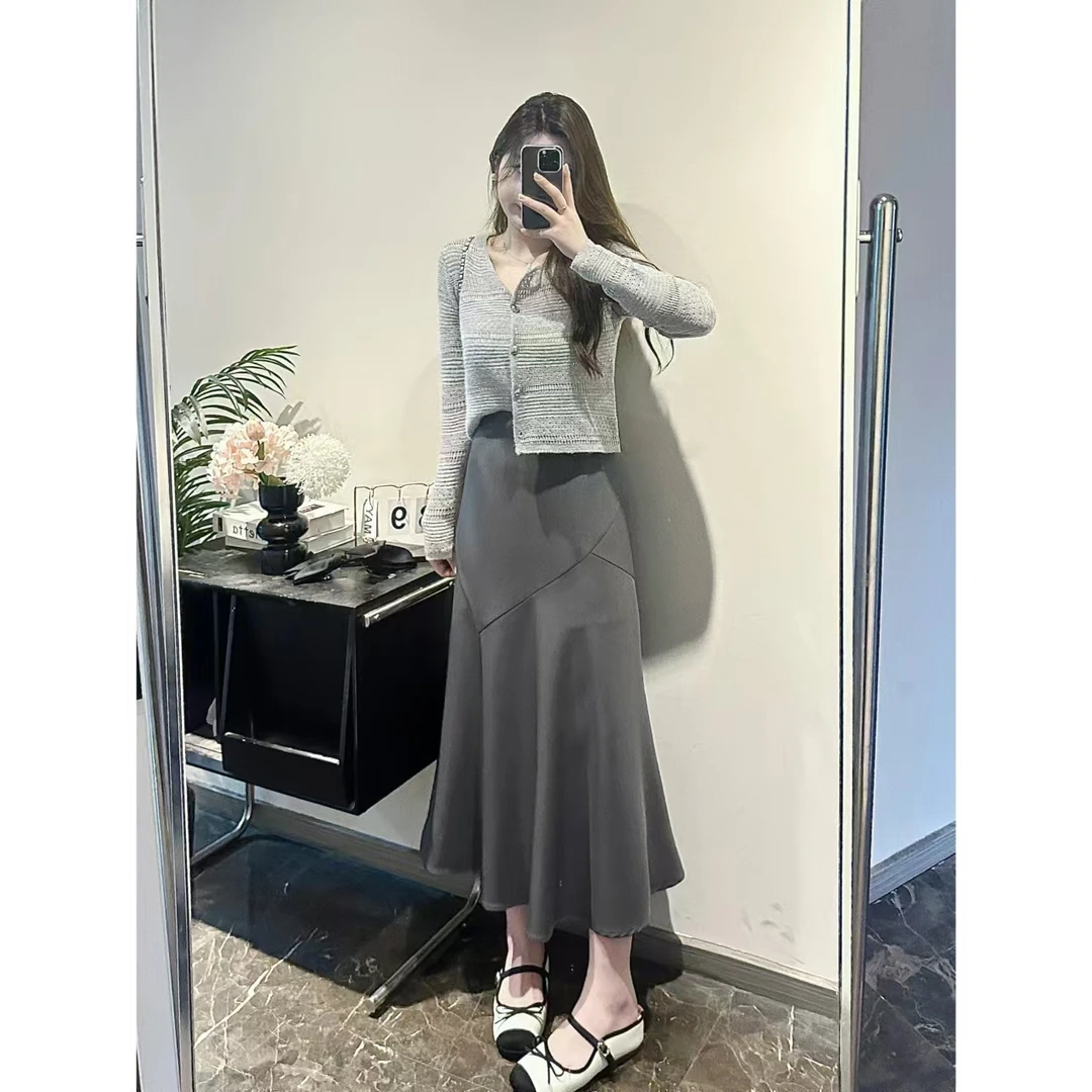 【MuMu】秋季新款气质显瘦灰色针织镂空简约毛衣+灰色长半裙wp1120