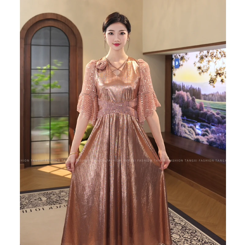 现货2025夏季新款【LT24-C220】气质香槟粉色裙子显瘦交叉领连衣裙