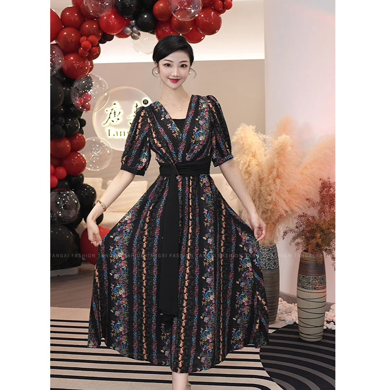 唐熹2025年夏季新款【5006】法式气质赫本风黑色碎花V领连衣裙子女