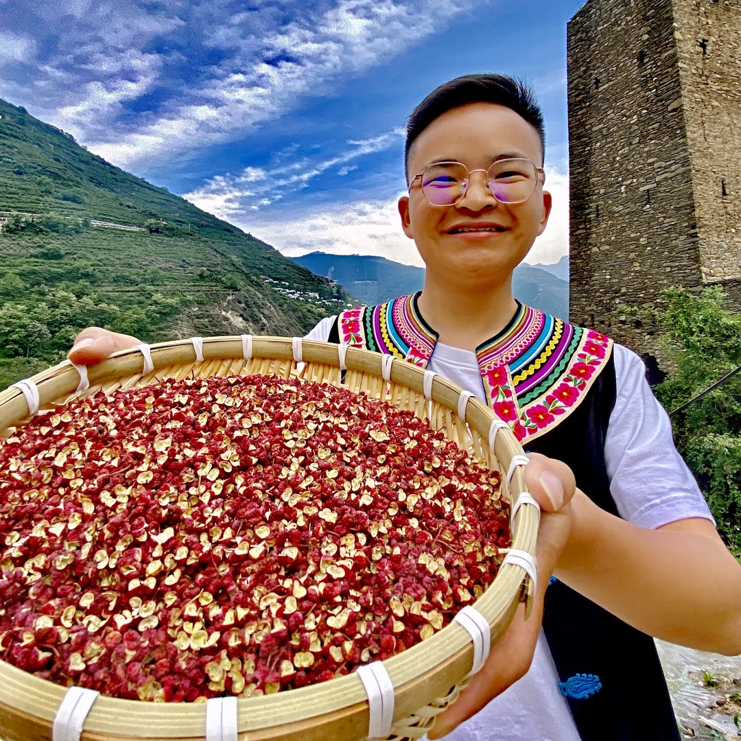 茂汶大红袍花椒优质特麻特香贡椒干红花椒粒麻椒花椒四川正宗花椒