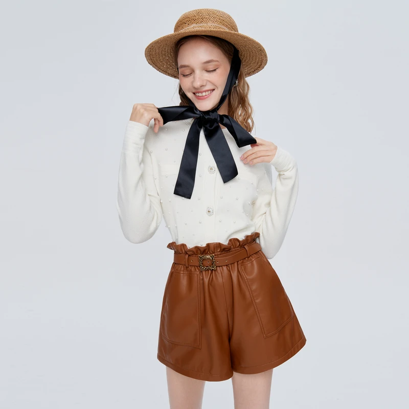 卓雅周末休闲舒适圆领单排扣珠饰针织开衫EJWCCM22