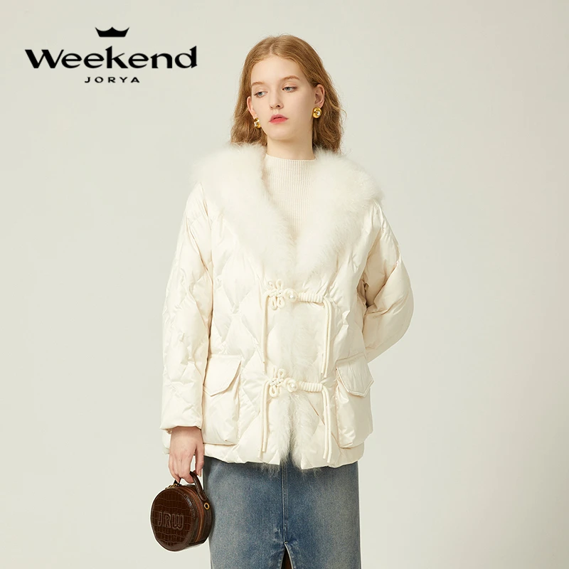 卓雅周末中式珠饰盘扣菱格披肩毛领羽绒服EJWDDM51