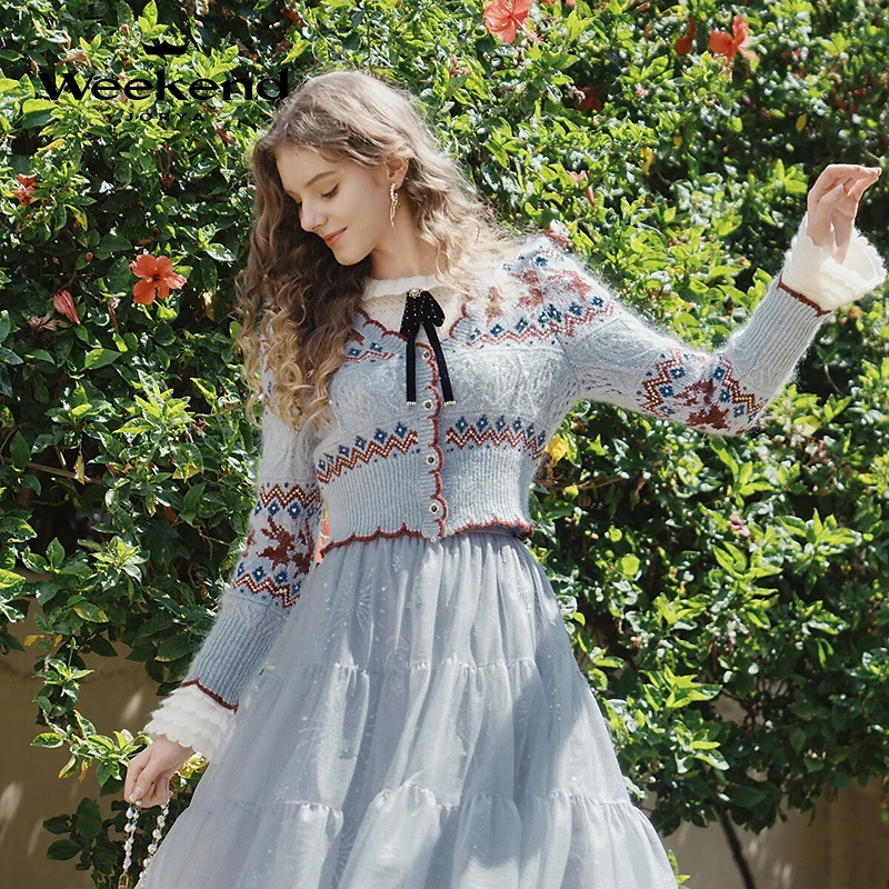 卓雅周末新提花羊腿袖单排扣甜美针织衫EJWCDR10