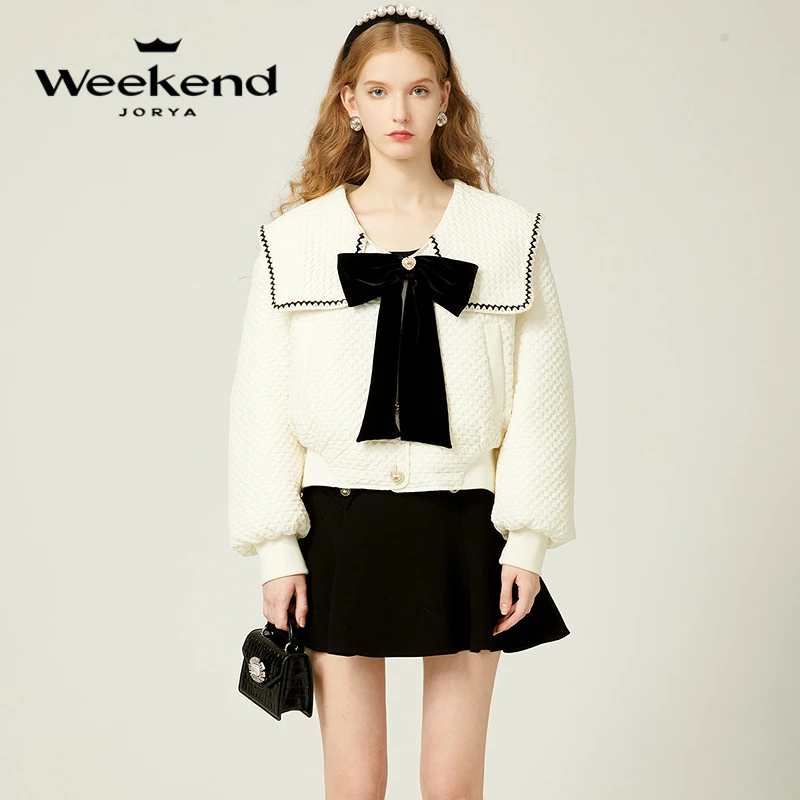 卓雅周末冬甜美大翻领肌理感羽绒服EJWDDF48