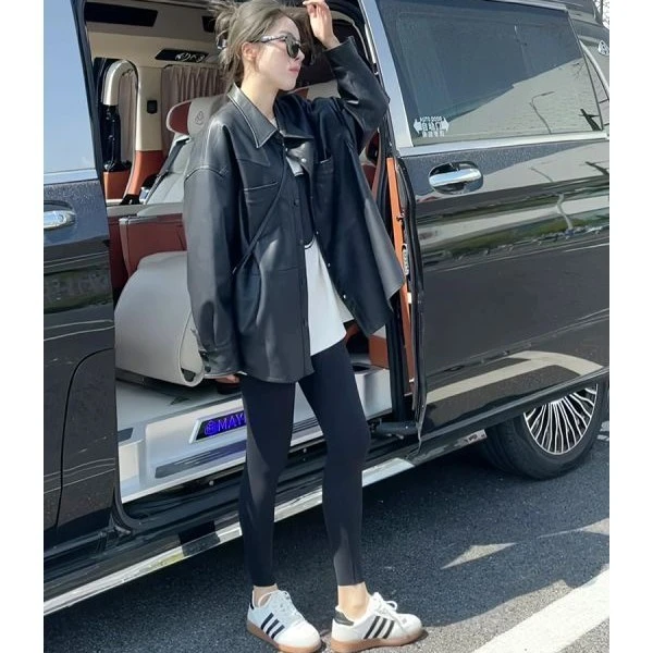 港风气质感超赞简约纯色机车皮衣女2025春秋新款宽松翻领皮衣夹克