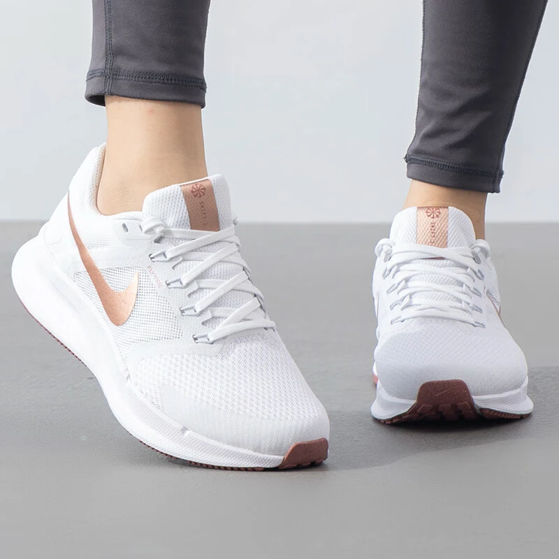 【滔搏运动】NIKE耐克女鞋W NIKE RUN SWIFT 3跑步鞋DR2698-105