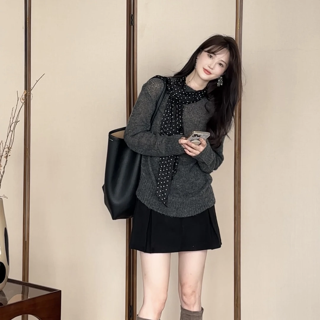 11wearing【芝麻开门】慵懒软糯秋季羊毛混纺长毛绒圆领薄款毛衣