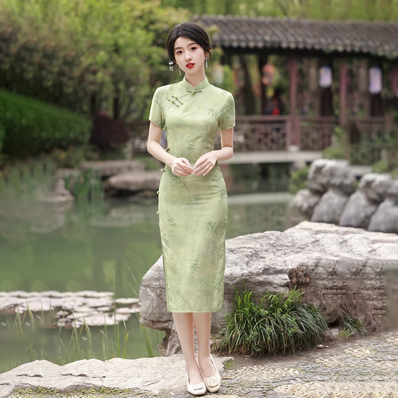 中国风旗袍绿色2024夏季复古中长款日常少女时尚气质显瘦优雅双层