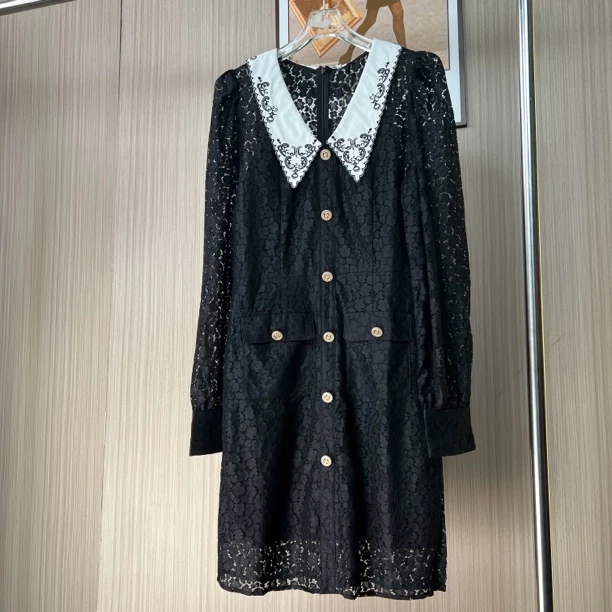 101品牌撤柜女装曼家时尚设计款气质连衣裙