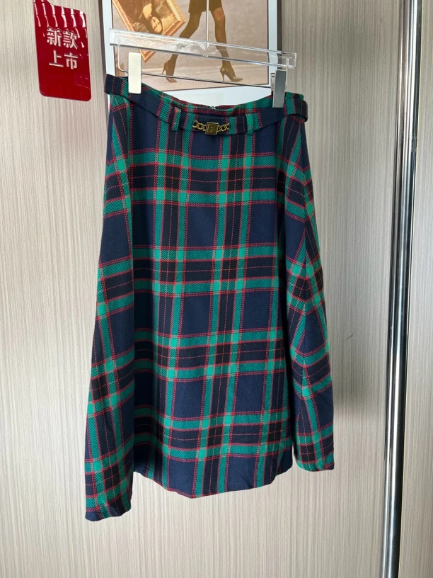 9628品牌撤柜女装剪标时尚设计款气质半身裙