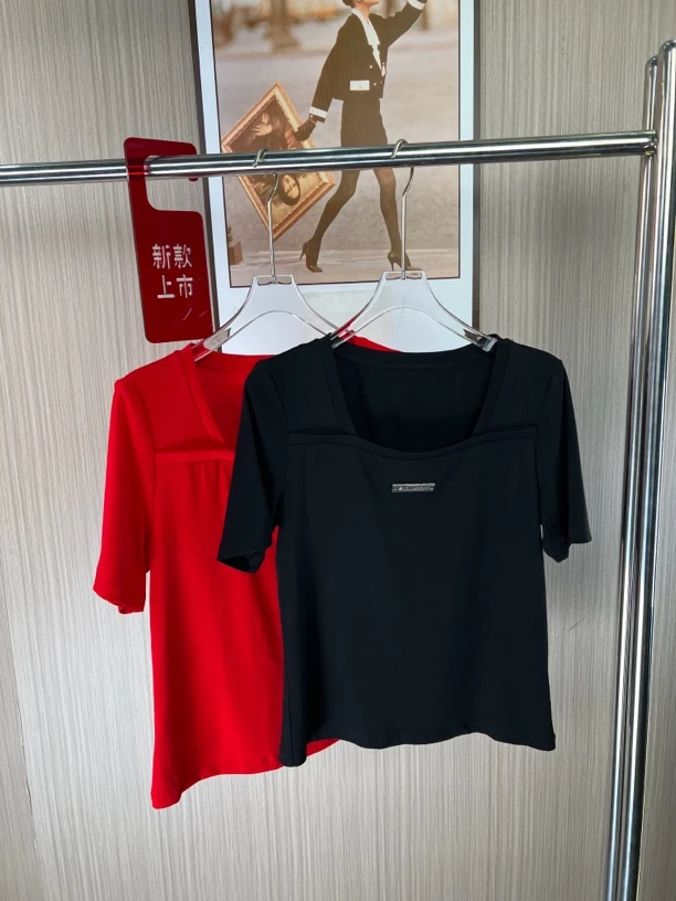 1779品牌撤柜女装剪标时尚设计款气质上衣