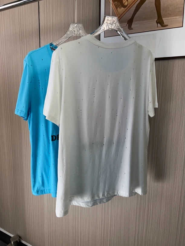 1247品牌撤柜女装剪标时尚休闲设计师圆领上衣