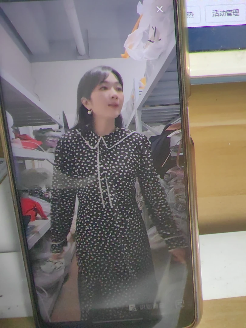 6063品牌撤柜女装七彩连衣裙