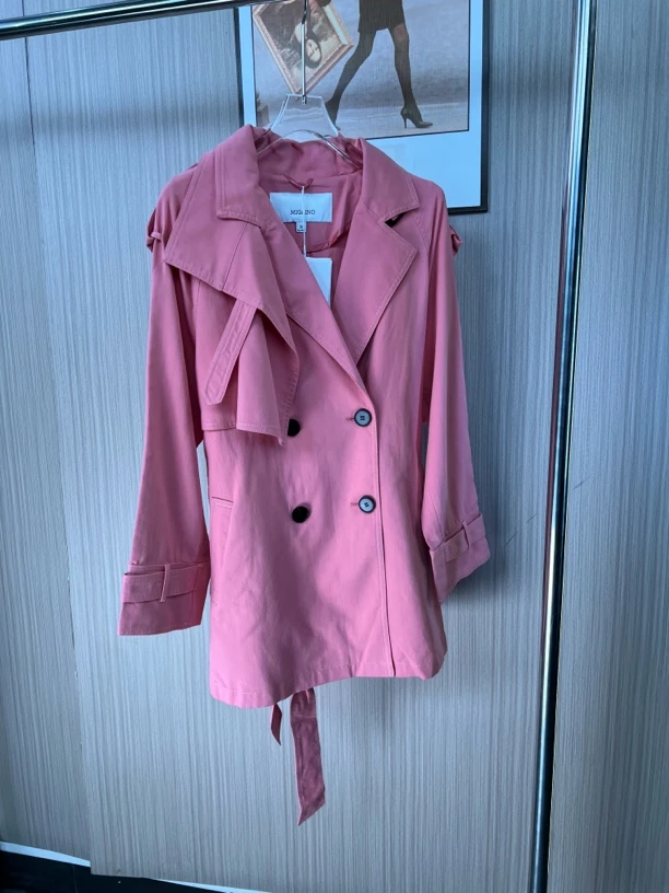 004品牌撤柜女装曼家时尚设计款风衣