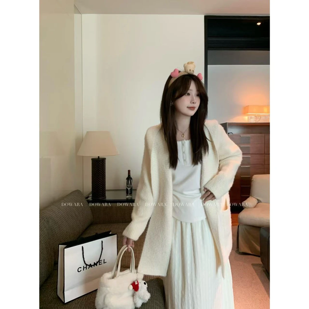 现货大婉酱千千微胖定制【软绵奶霜】温柔风开衫冬慵懒风外套 7592D