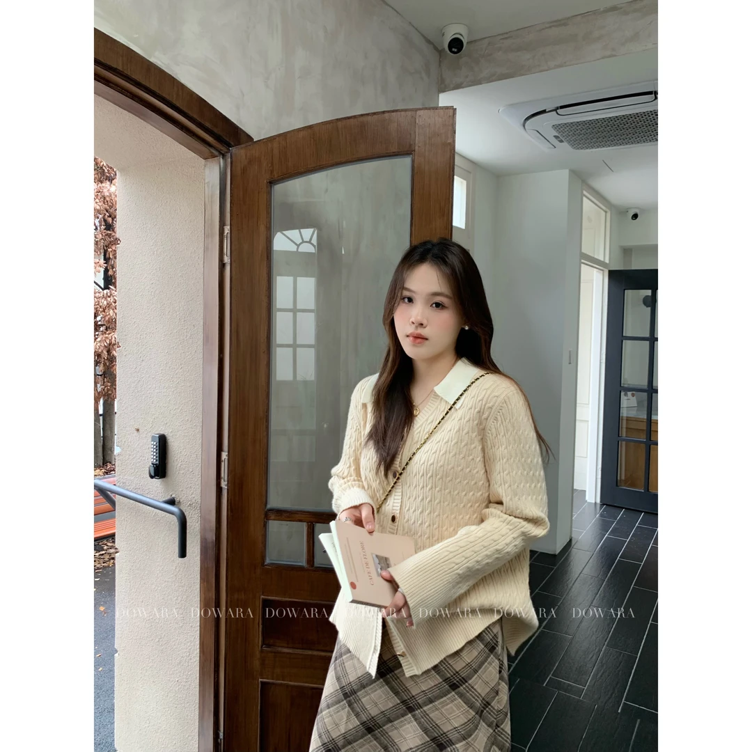 现货7055D大婉酱千千微胖定制【松茶可可】翻领针织纽扣休闲毛衣女