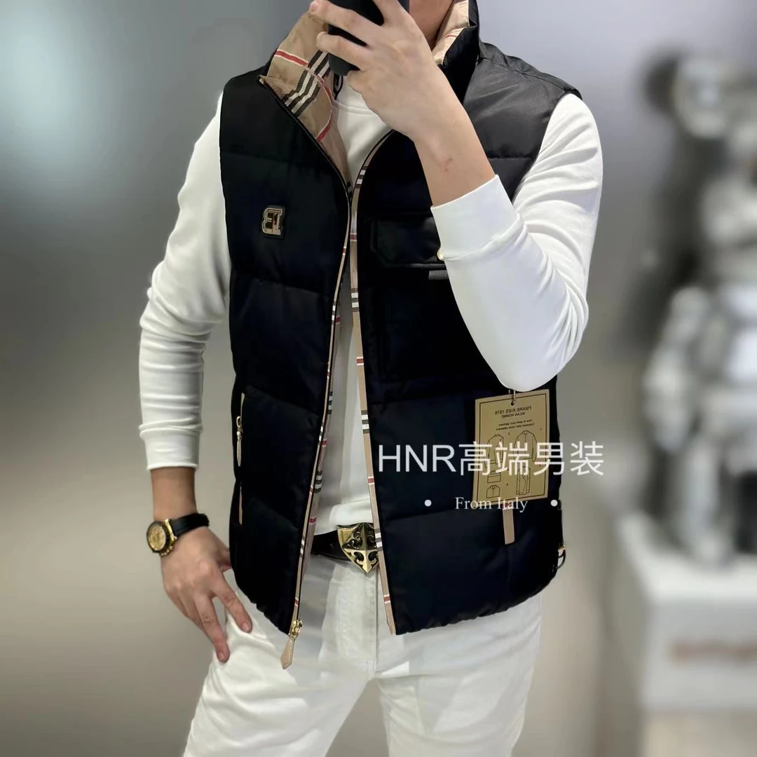 字母B胸标新款高端男士时尚休闲百搭个性潮流拉链立领羽绒马甲