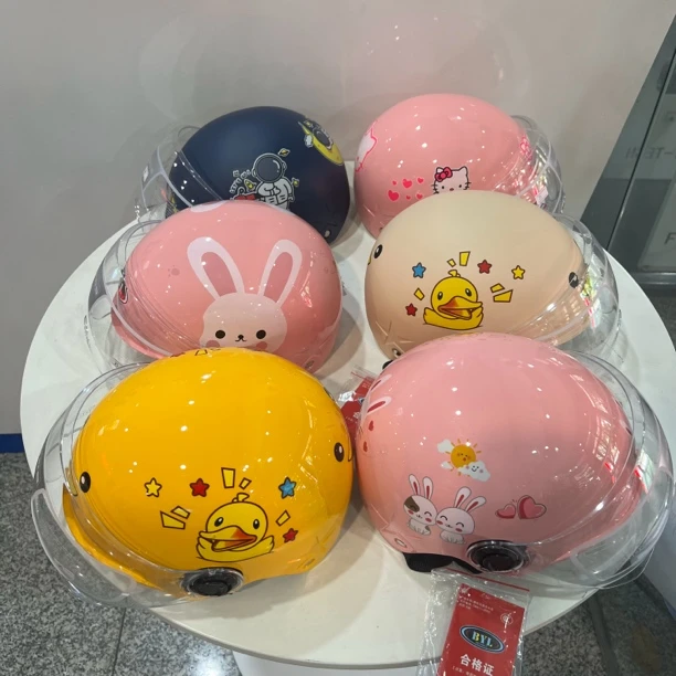 【新品爆款】儿童头盔 3C认证安全儿童头盔 通风透气 安全可靠