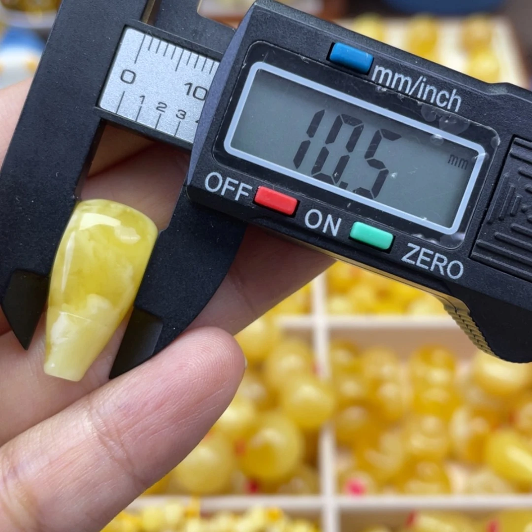 【闪购商品】琥珀裸石未镶嵌