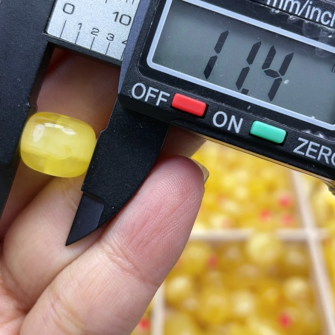 【闪购商品】琥珀裸石未镶嵌