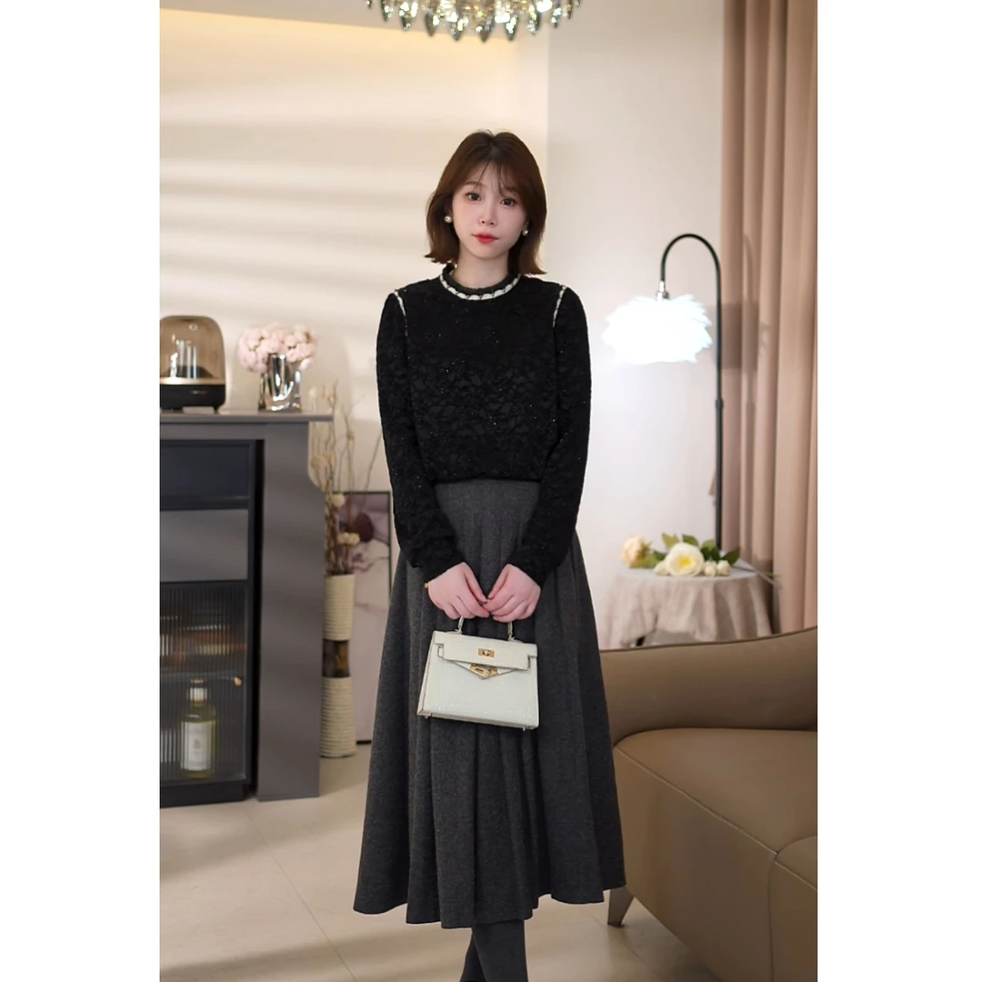 斯洋洋秋冬品质减龄超柔植绒蕾丝百搭显瘦上衣SY411A040SYY