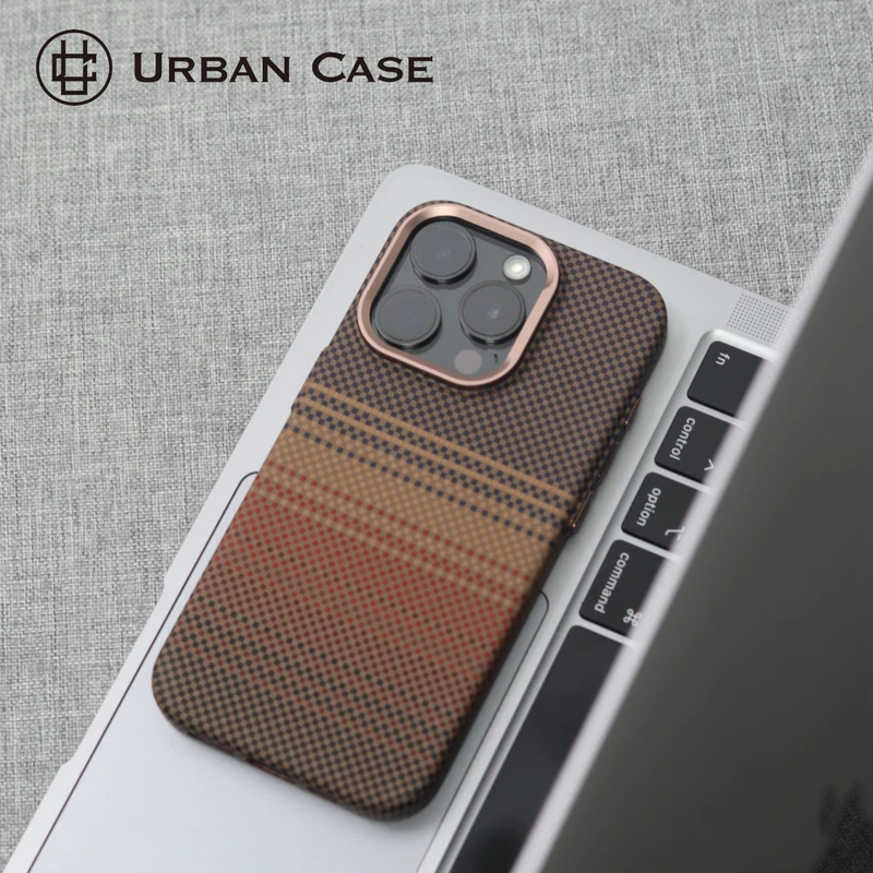 余晖暮色浮雕磁吸手机壳水贴工艺凹凸纹理适用于iPhone16promax