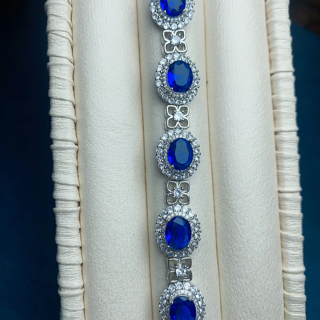 培育蓝宝石 蓝色气质轻奢时尚手链5011