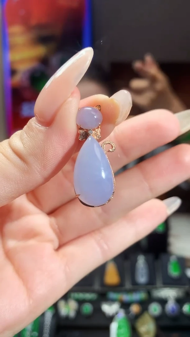 【闪购商品】翡翠吊坠(不含链)18K金镶嵌小猫吊坠