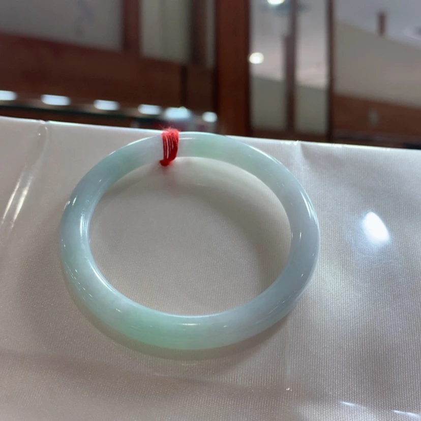 【闪购商品】翡翠手镯未镶嵌52圈