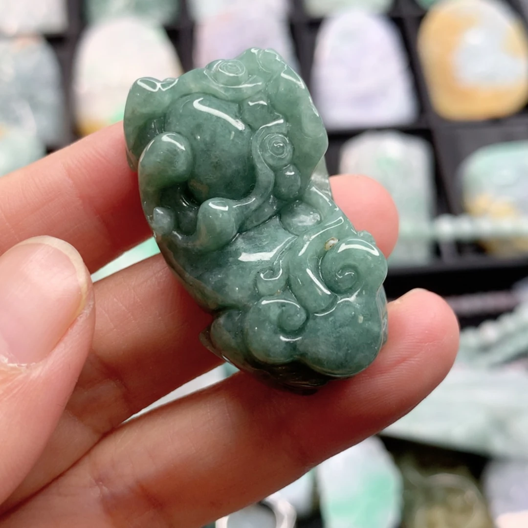 【闪购商品】翡翠颈饰未镶嵌连**余