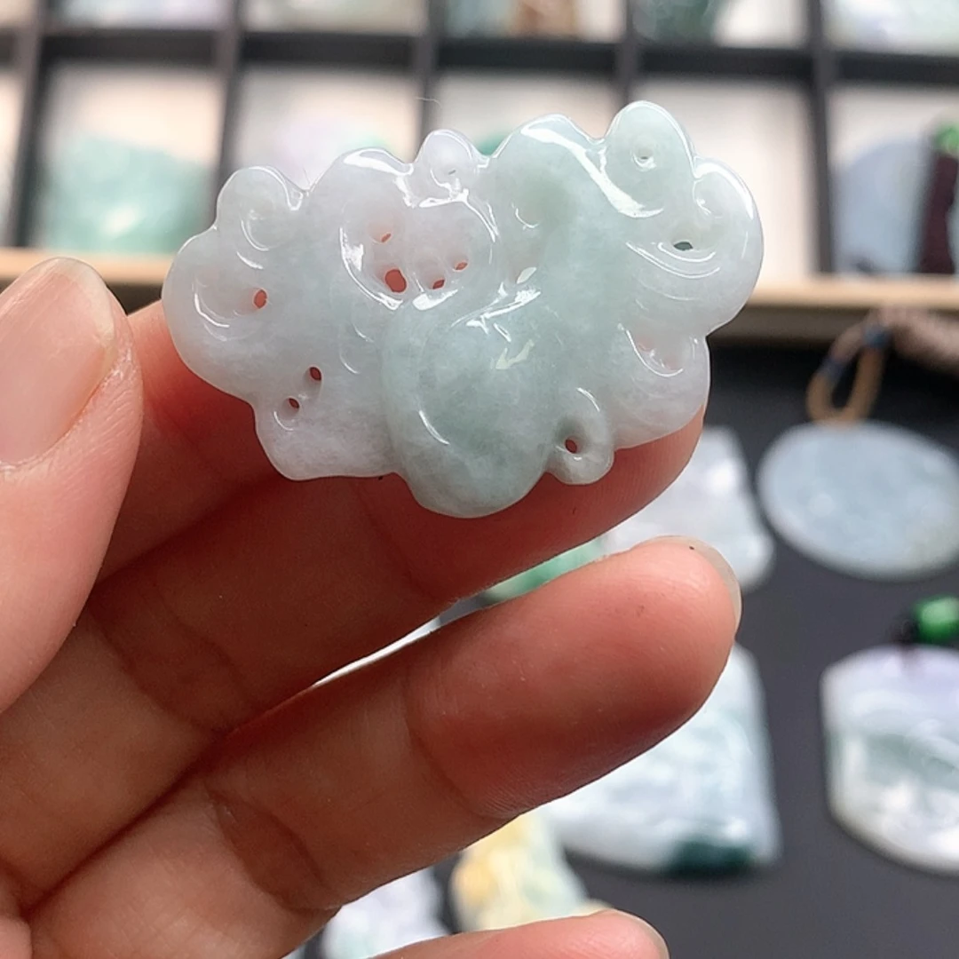 【闪购商品】翡翠颈饰未镶嵌